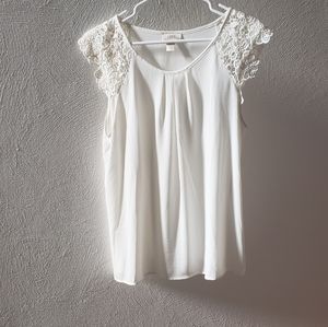 LOFT White Lace Cap Sleeve Blouse